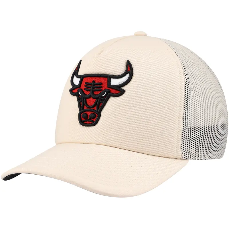 men8217s chicago bulls mitchell amp ness cream trucker adjustable hat